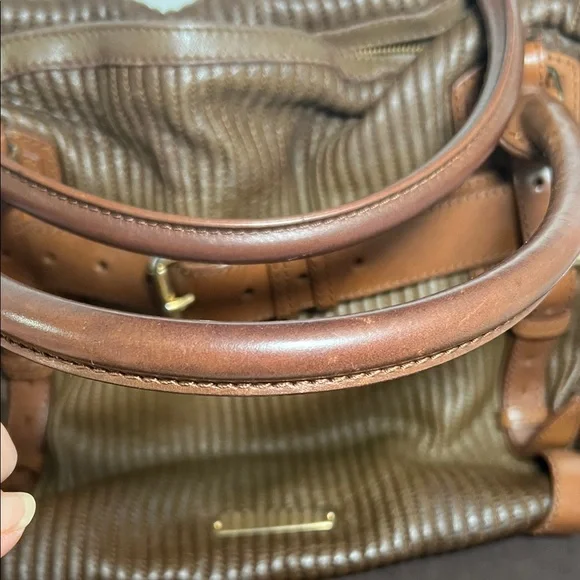 Burberry Stitched Leather Bridle Wilton Tote Bag - Picture 2 of 11